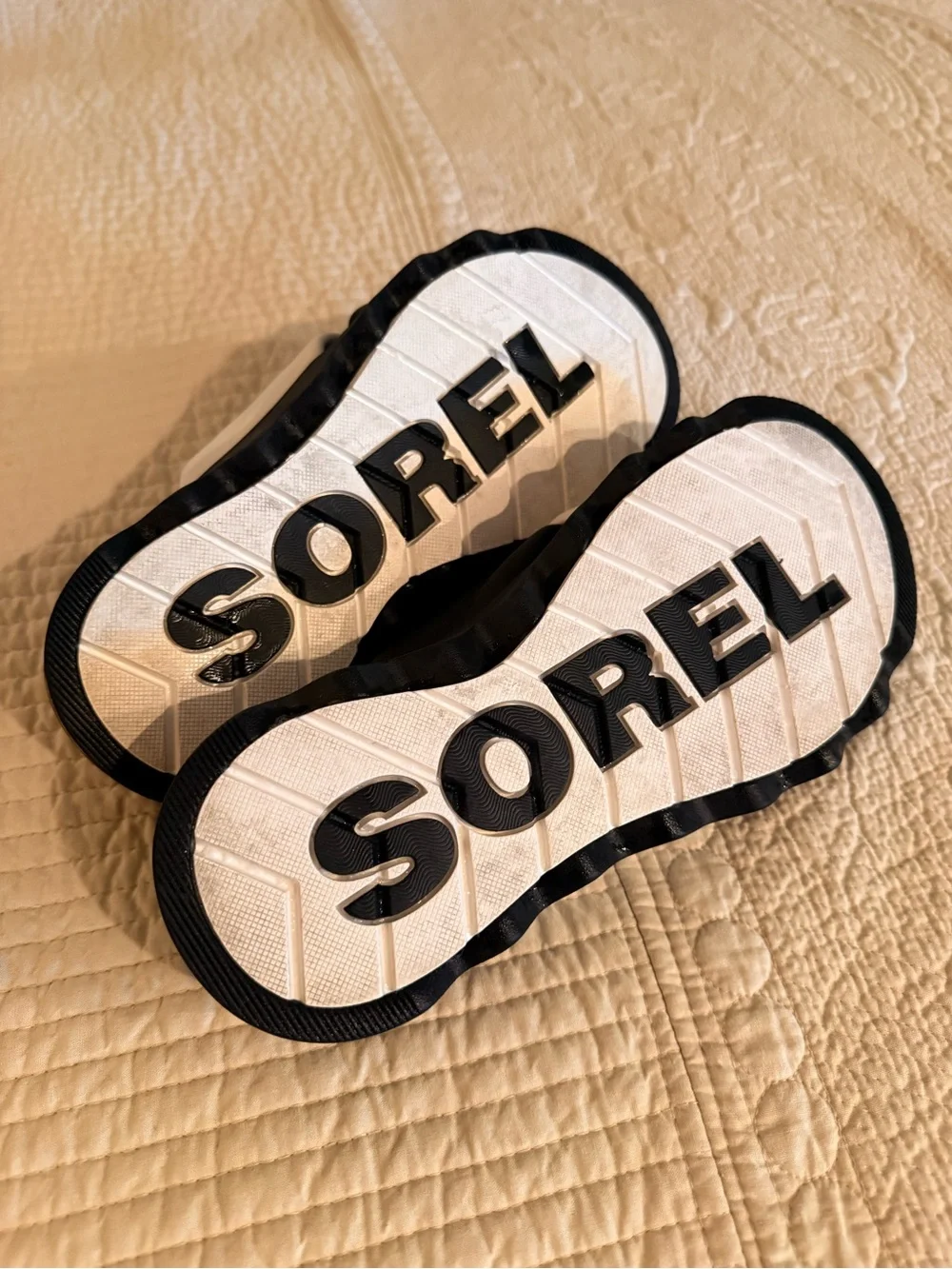 Sorel Black and White Logo Slide Sandals